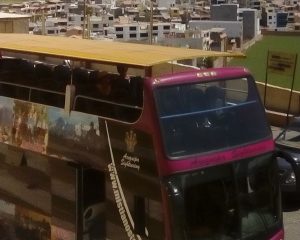 Autobus turystyczny w Arequipie